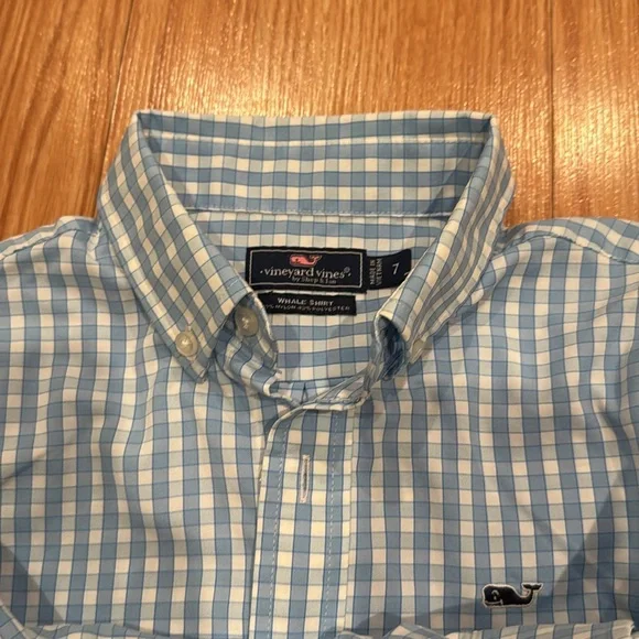 Vineyard vines boys button down bundle. - Picture 4 of 7